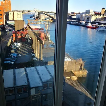 Toppleilighet I Damsgardsundet Lägenhet